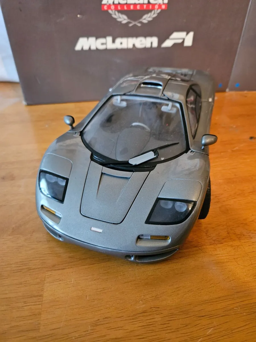 Corgi Minichamps Paul's Model McLaren 1:12 - Image 4