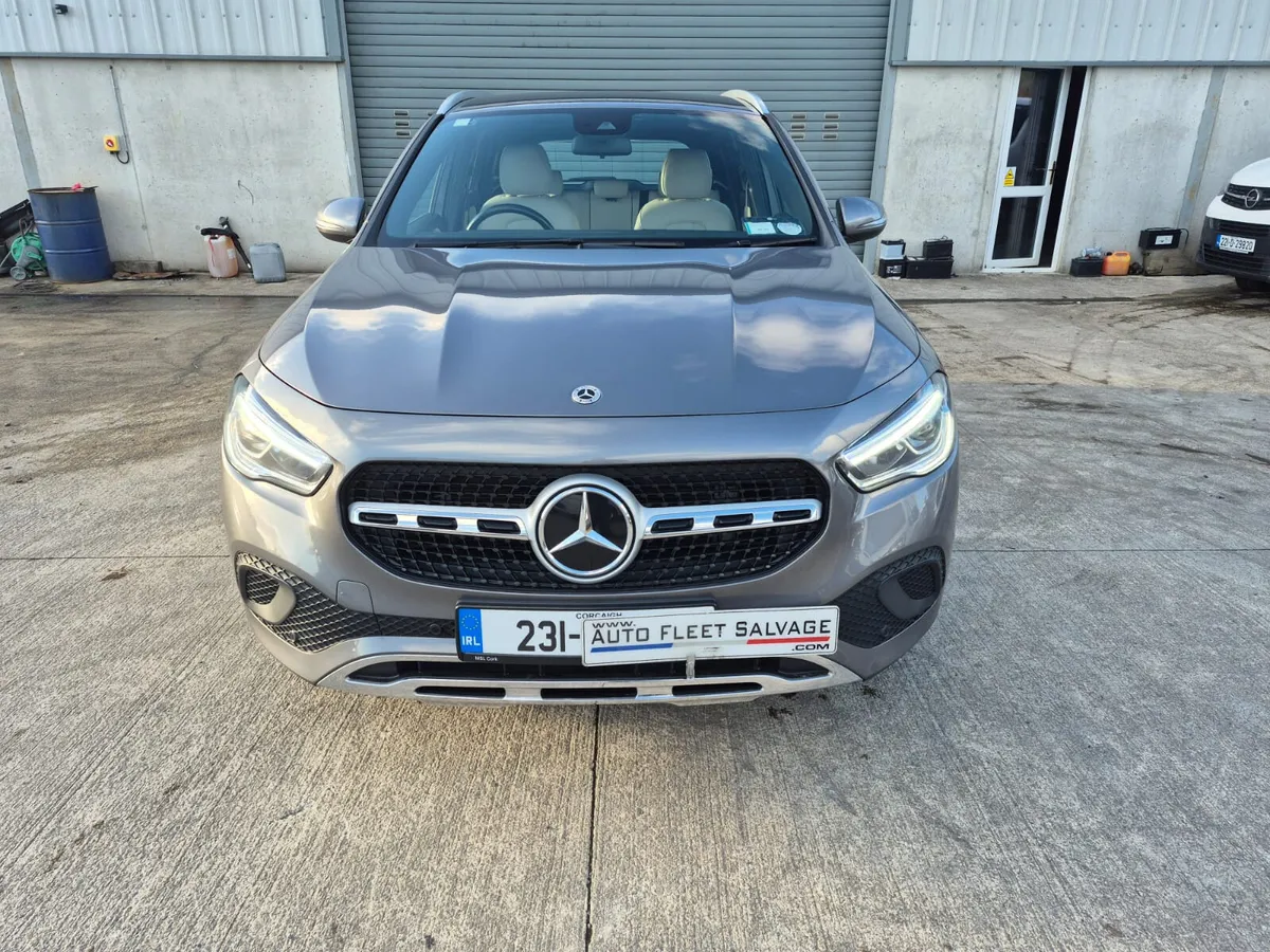 231 MERCEDES GLA 180D PROGRESSIVE 2.0 CDTI AUTO - Image 2