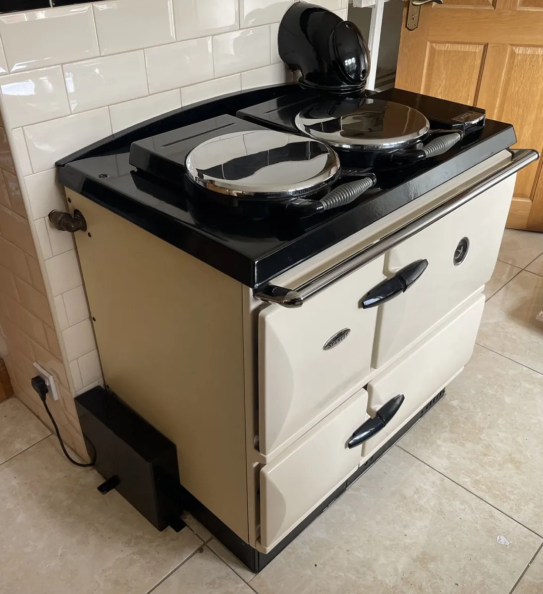 Stanley Brandon - Oil Fired Cooker - Image 4