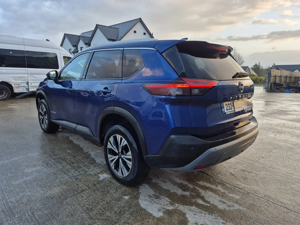 232 NISSAN X-TRAIL SV PREMIUM 1.5 E-POWER - Image 4