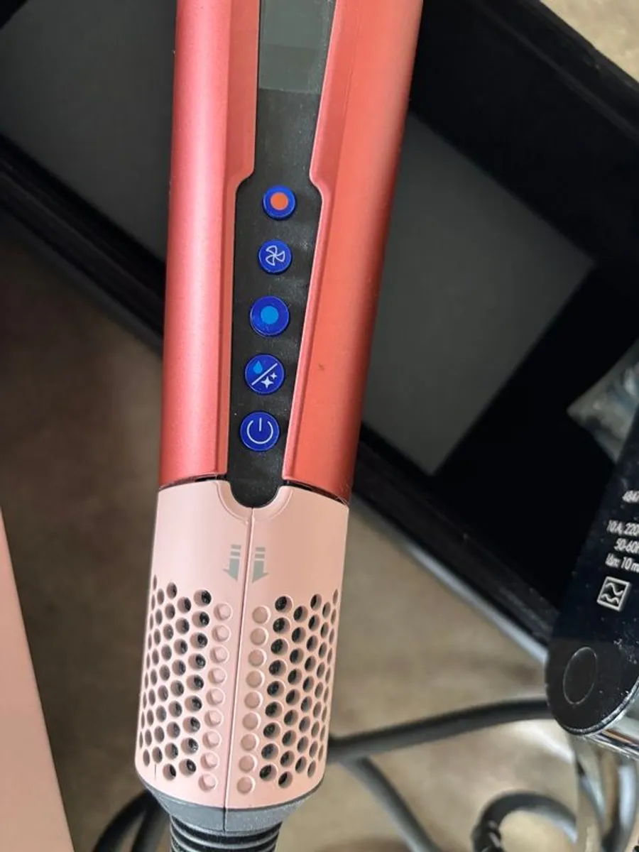 Dyson airstrait - Image 3