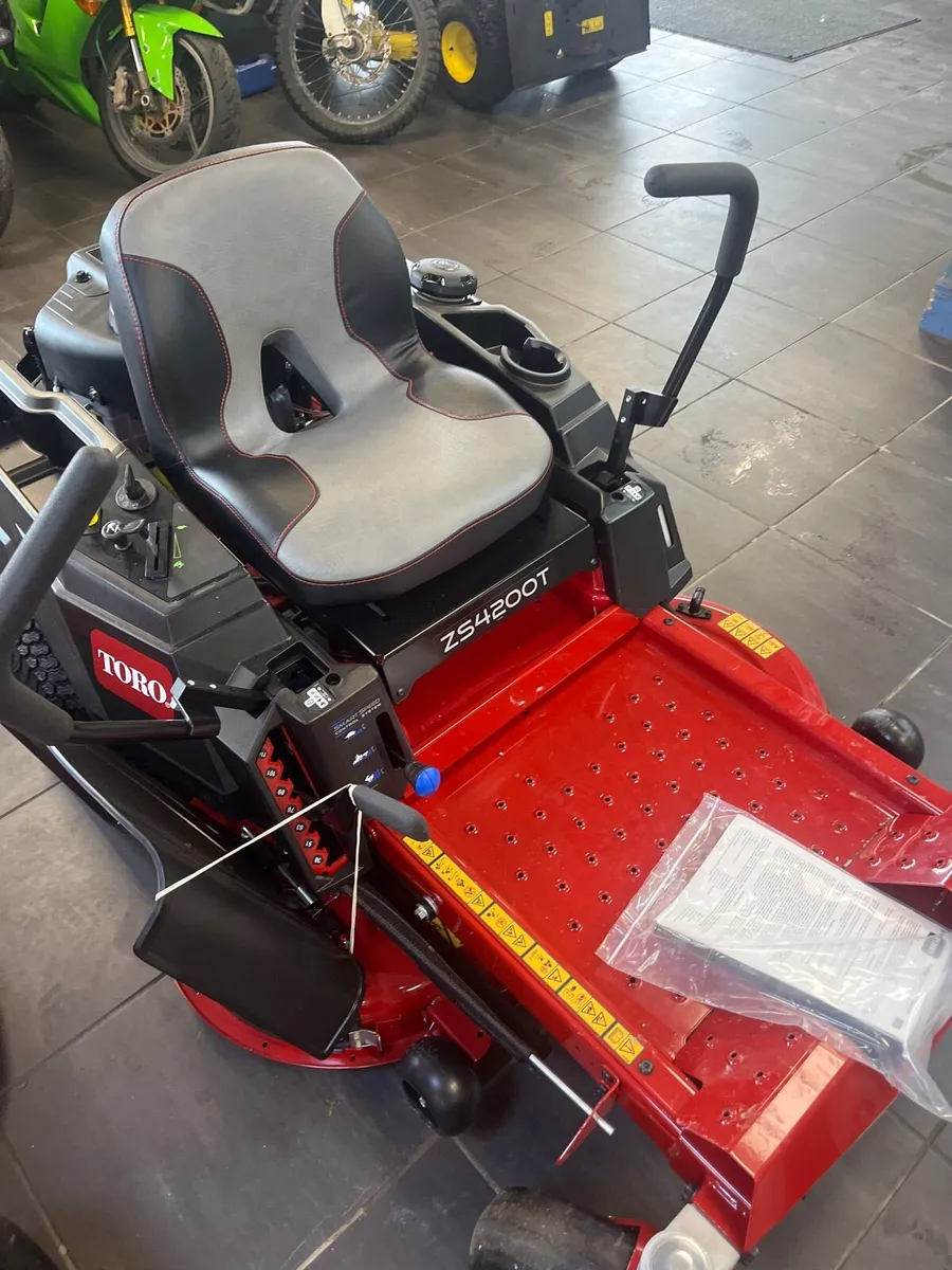 Lawnmowers - Image 4