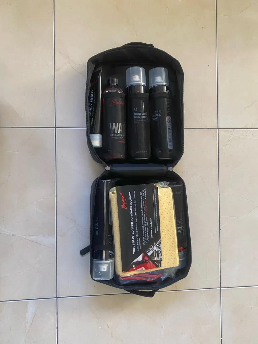 Car detailer - Image 2