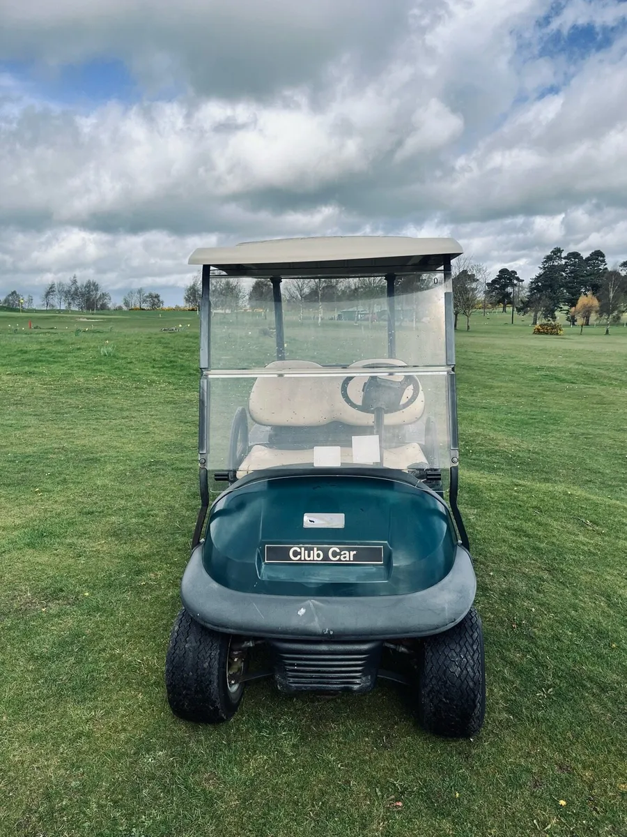 Petrol Golf Buggy. - Image 1