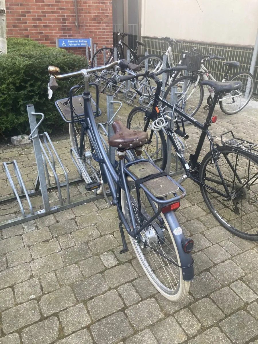 Batavus Ladies' Dutch bicycle (dark blue) - Image 1