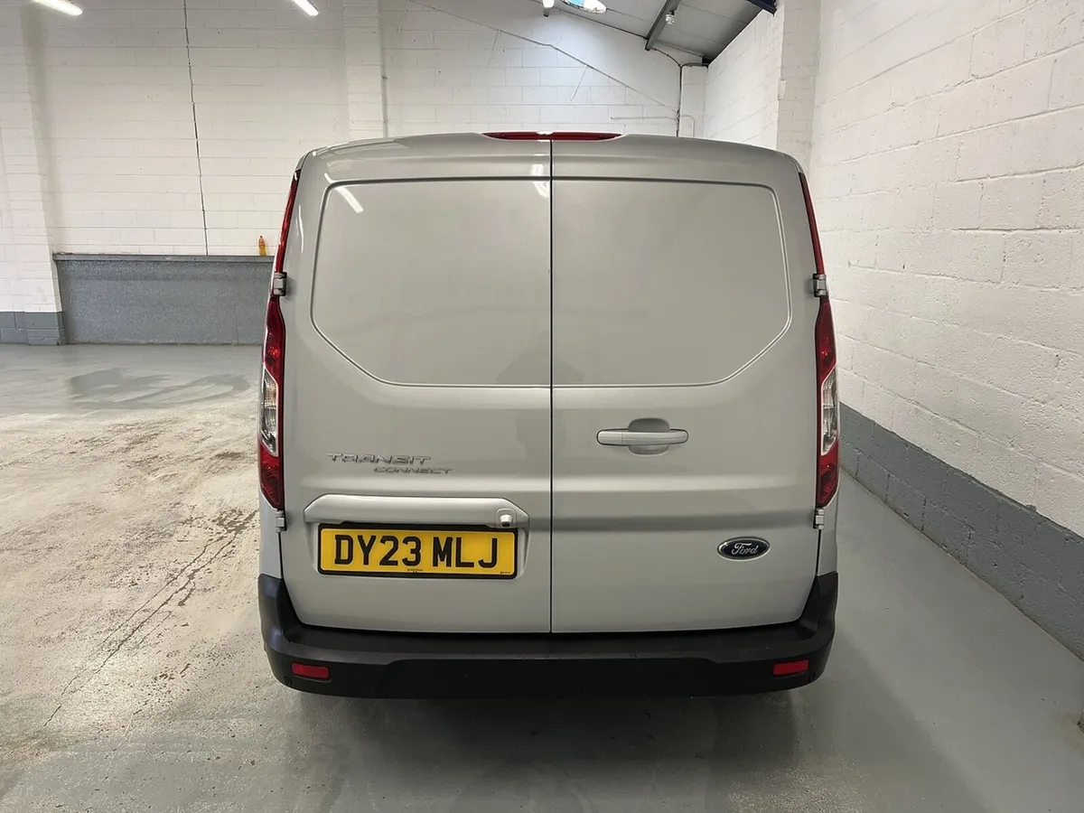 2023 Ford Transit Connect Small Panel Van - Image 4