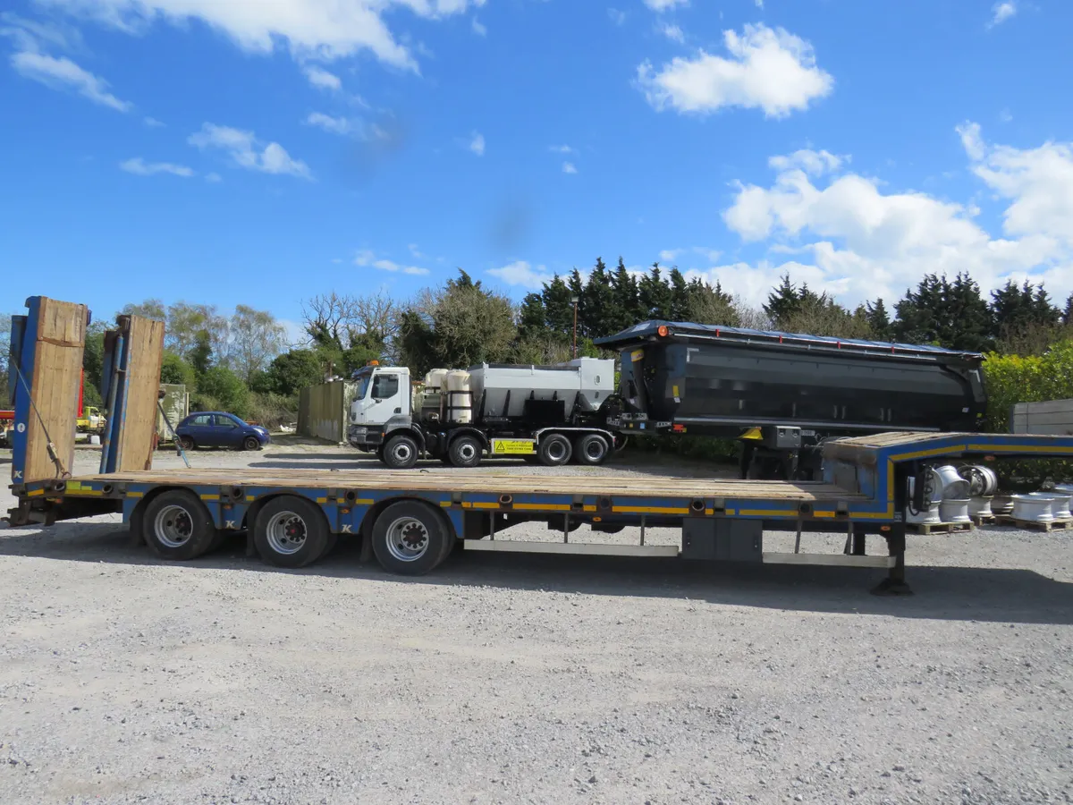 Low loader for hire - Image 2