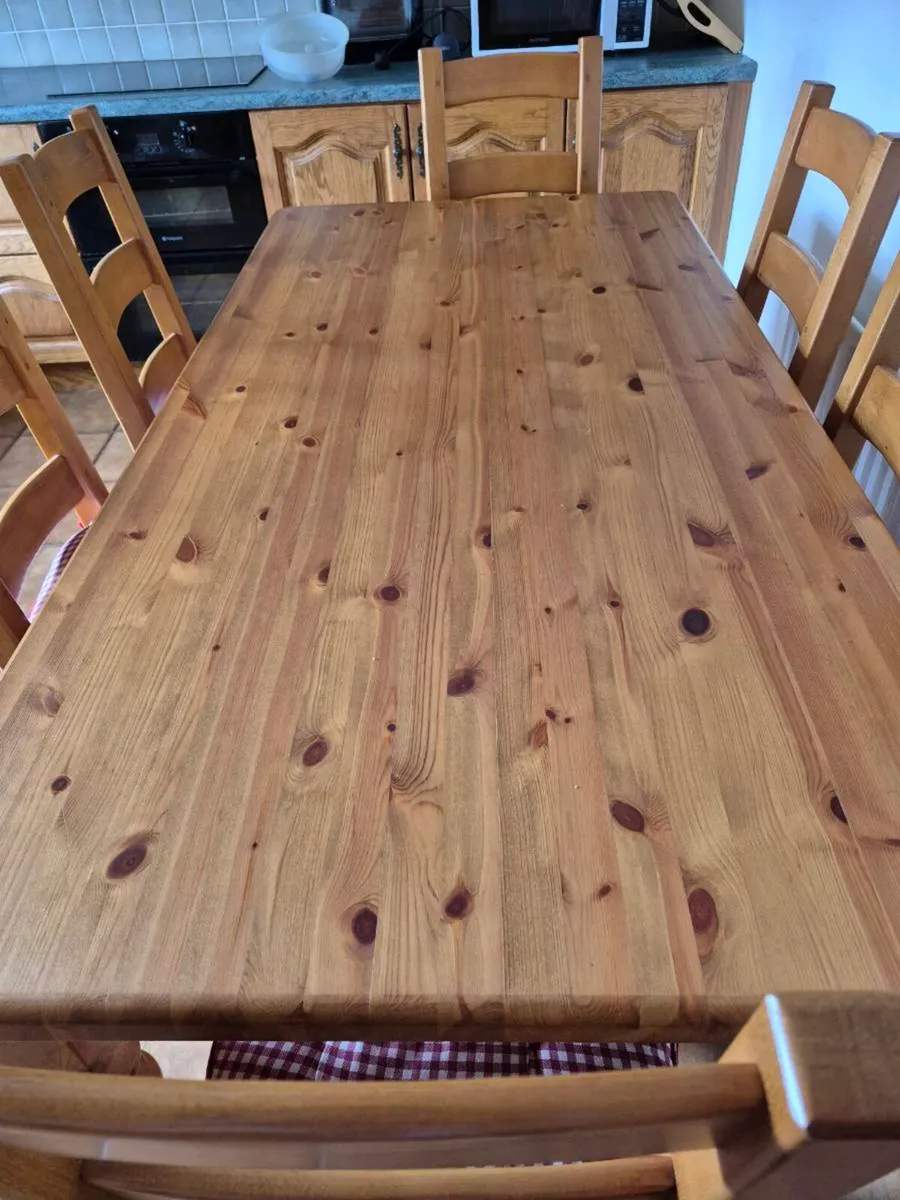 SOLID PINE KITCHEN TABLE & 6 Wooden Ladder Chairs. - Image 1