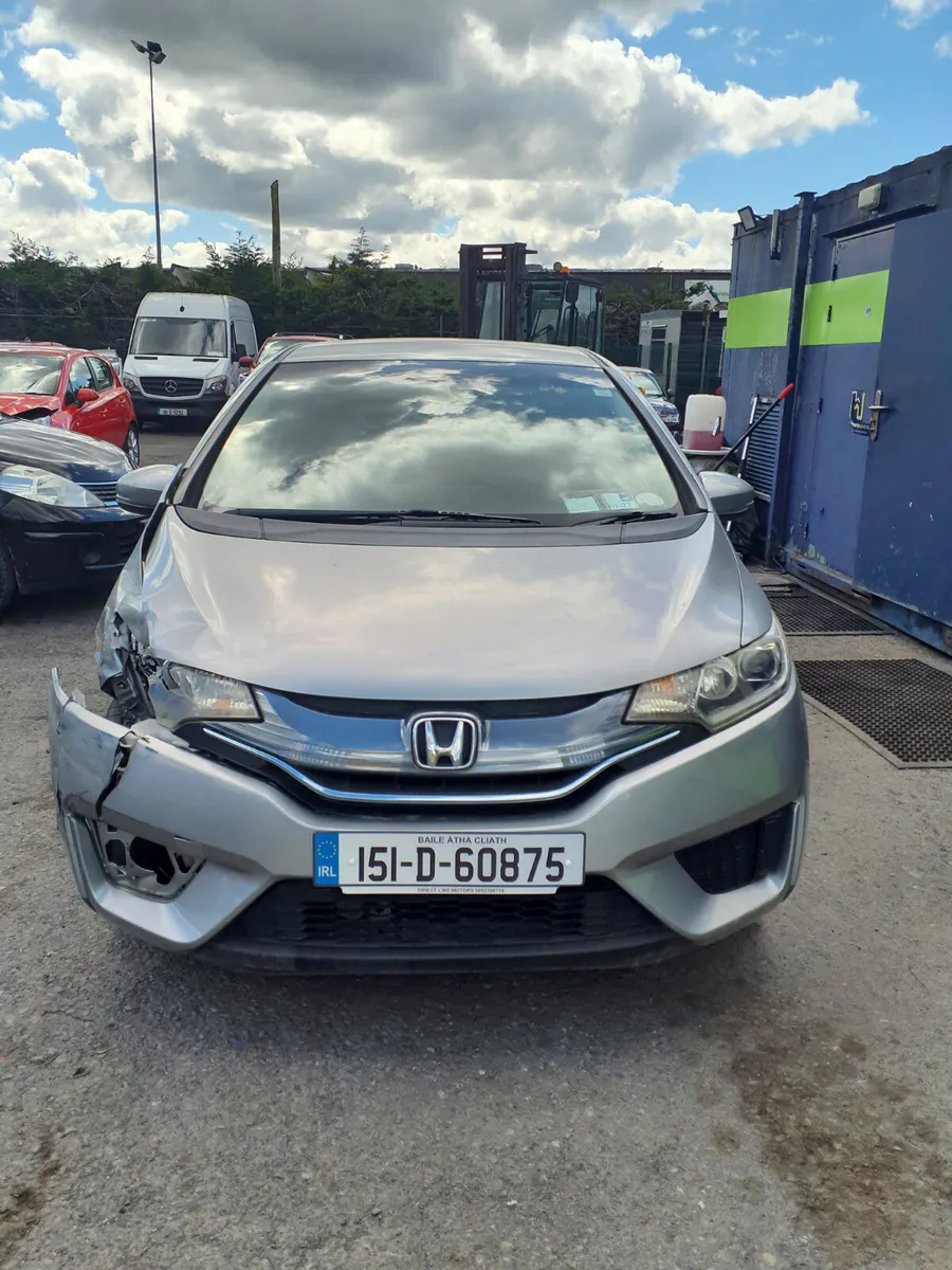 Bargains 150 Damaged Repairables for sale - Image 4