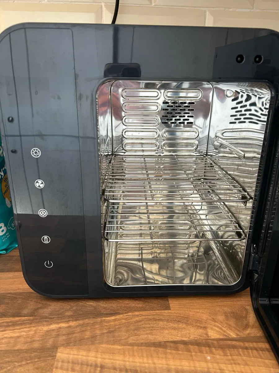 Tommee Tippee UV Steriliser - Image 2