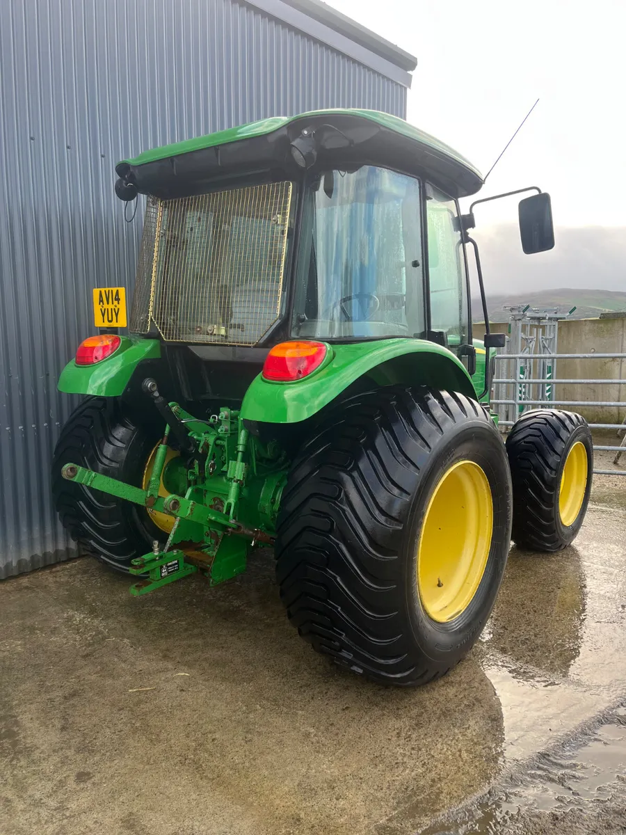 John Deere 5055E - Image 3