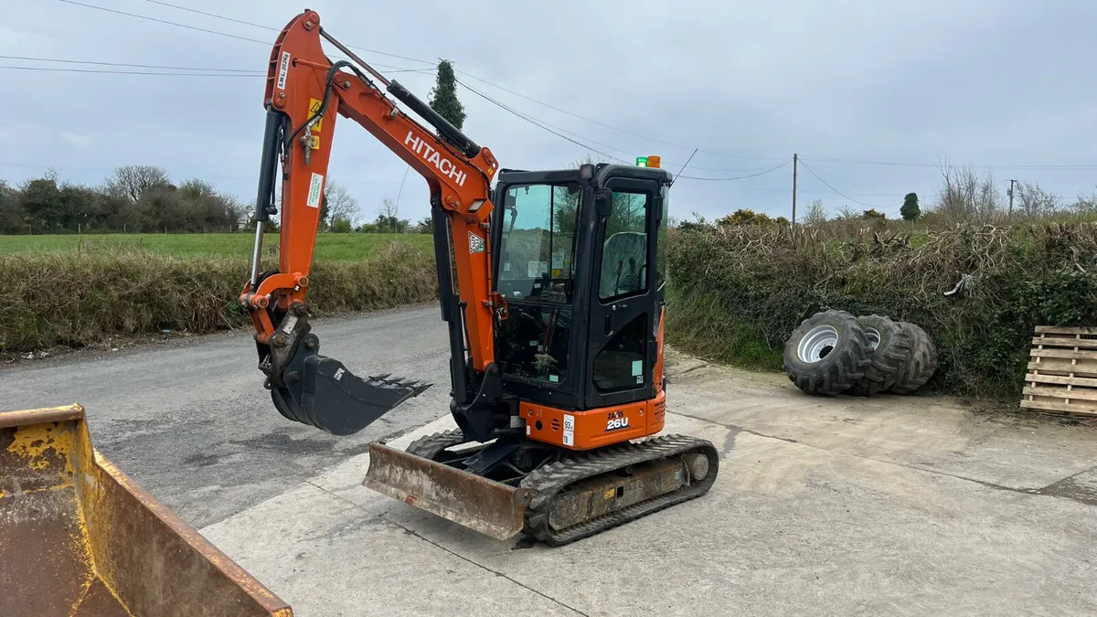 2023 Hitachi 26u.6 - Image 4