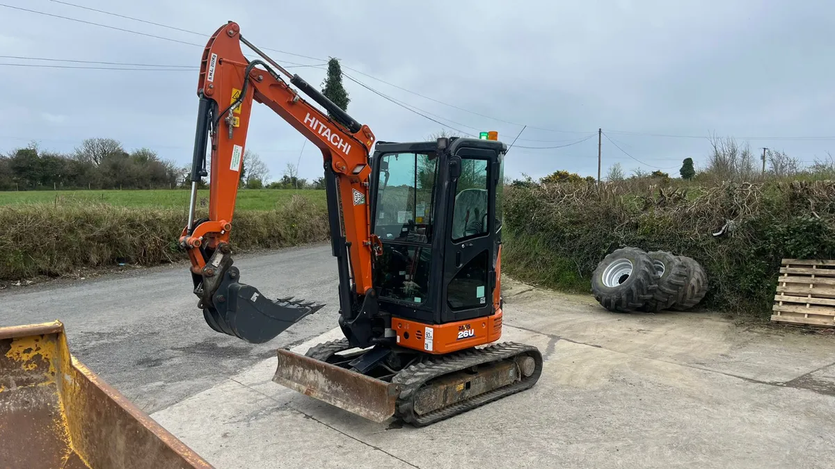 2023 Hitachi 26u.6 - Image 2