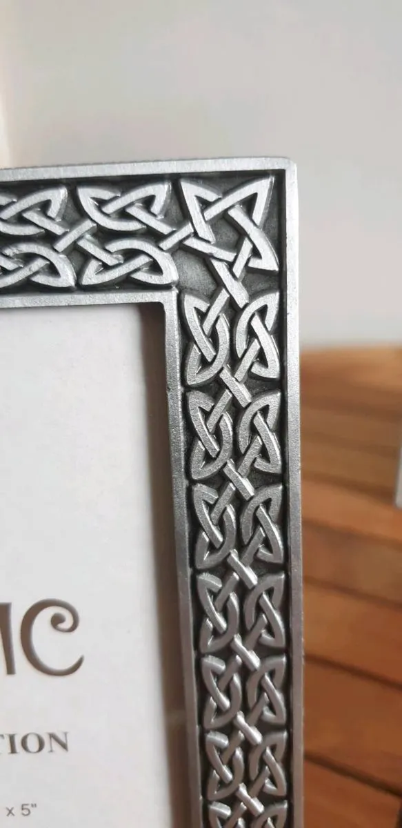 Celtic Collection Photo Frames - BNIB - Image 4