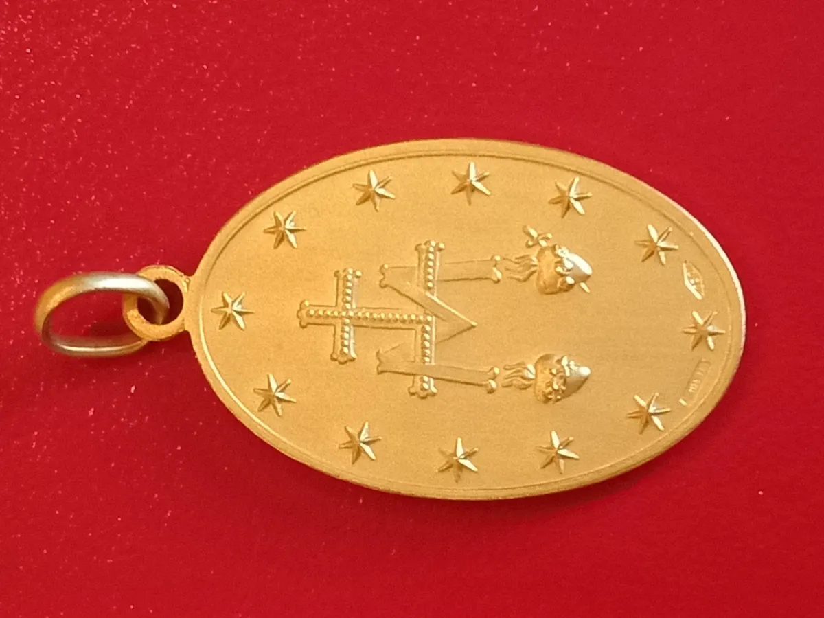 Gold Pendant - Image 2
