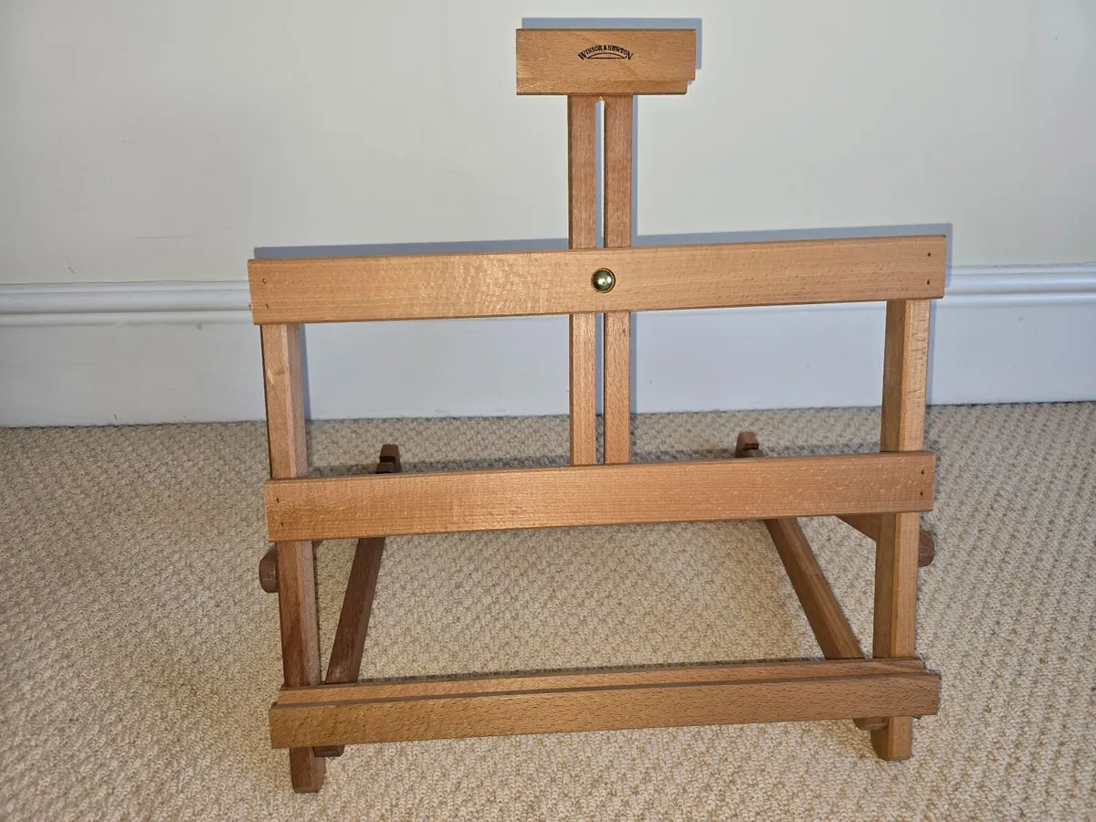 Desk Easel, (foldable) - Image 1