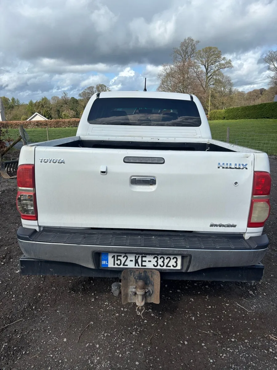 Toyota hilux - Image 2