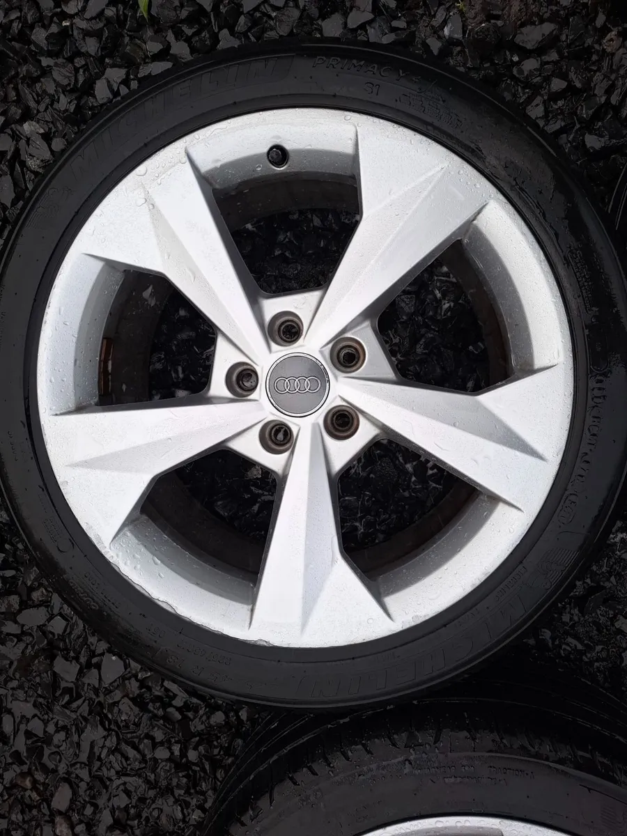 18" Audi,  Vw,  Seat,  Skoda Alloys with tyres - Image 4