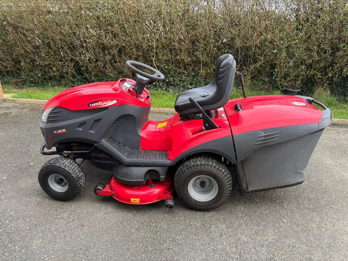 Castlegarden XT190 HD Ride-On Mower - Image 4