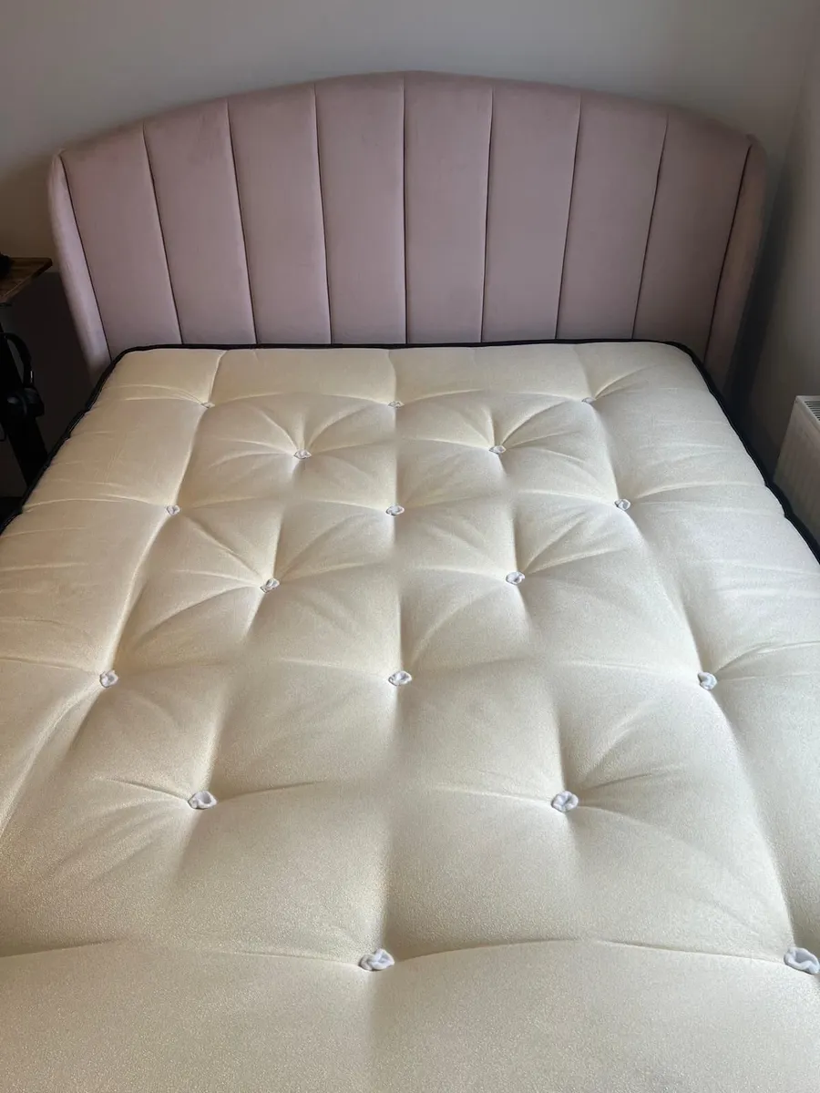 Double bed - Image 3