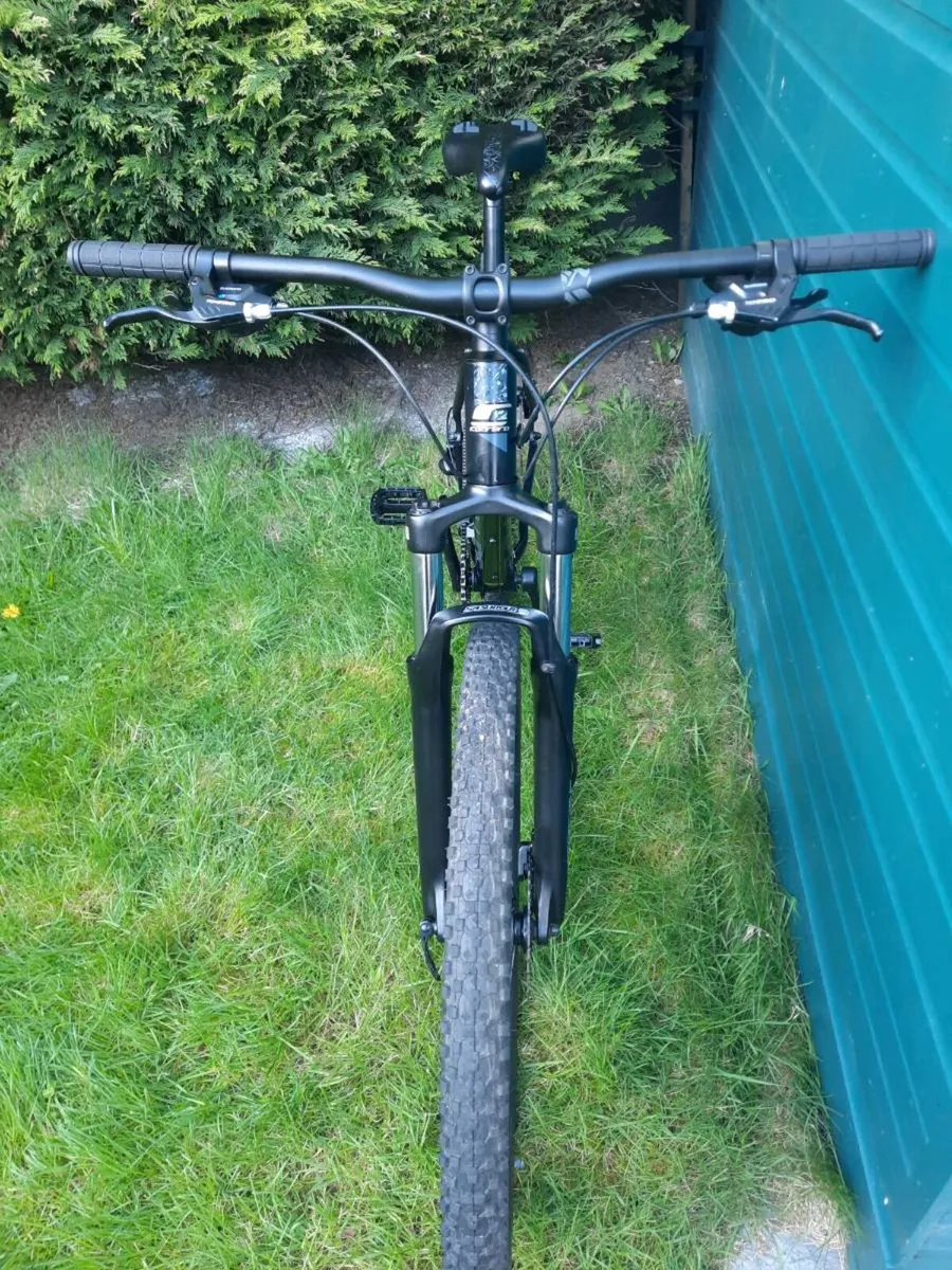 Carrera Vengence Mountain Bike - Image 4