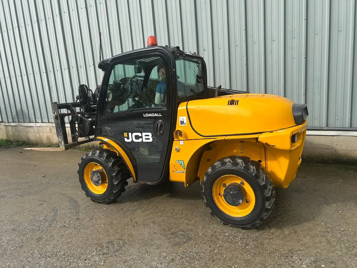 JCB Telehandler 520-40 - Image 3
