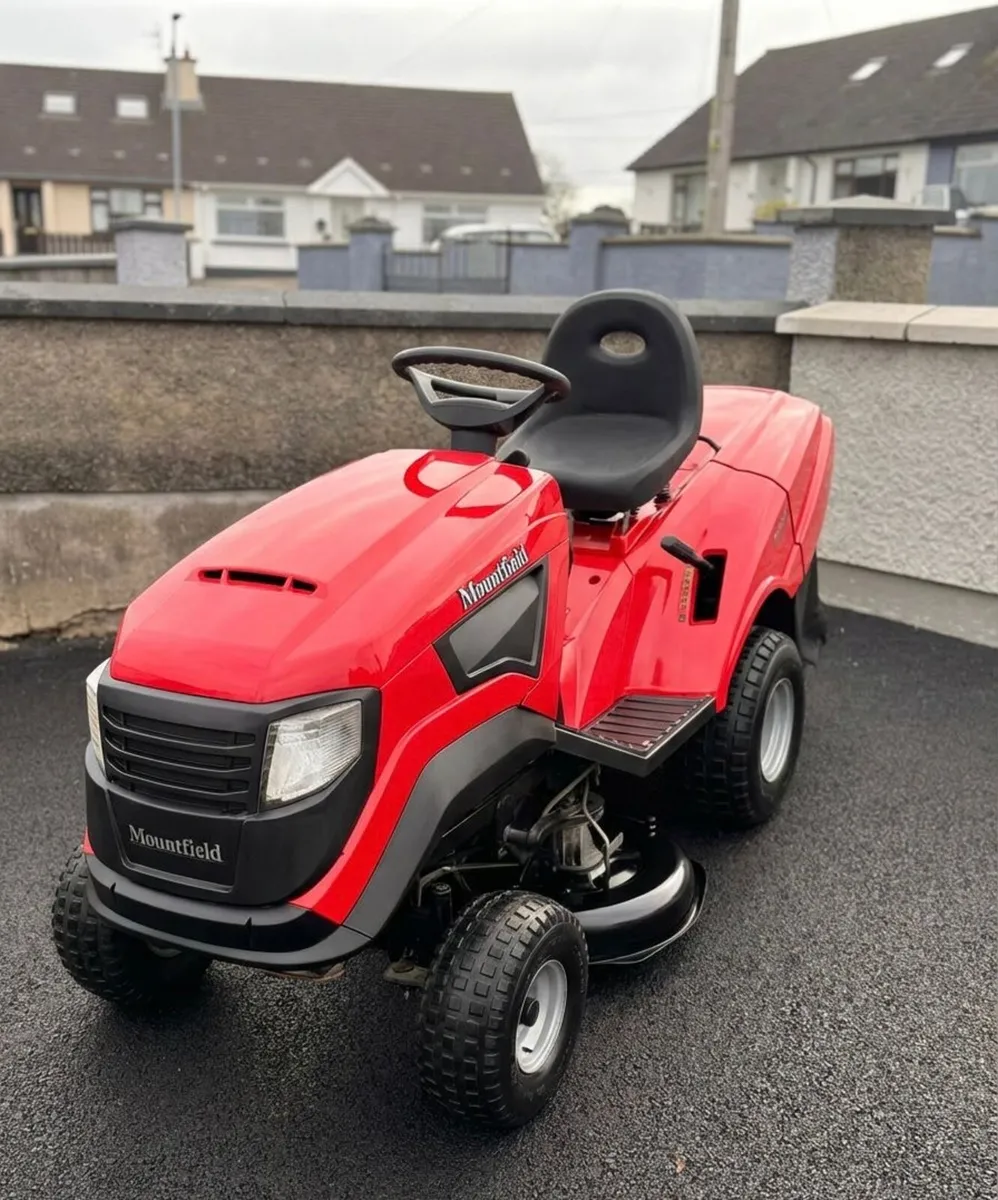 Mountfield ride on lawnmower - Image 3