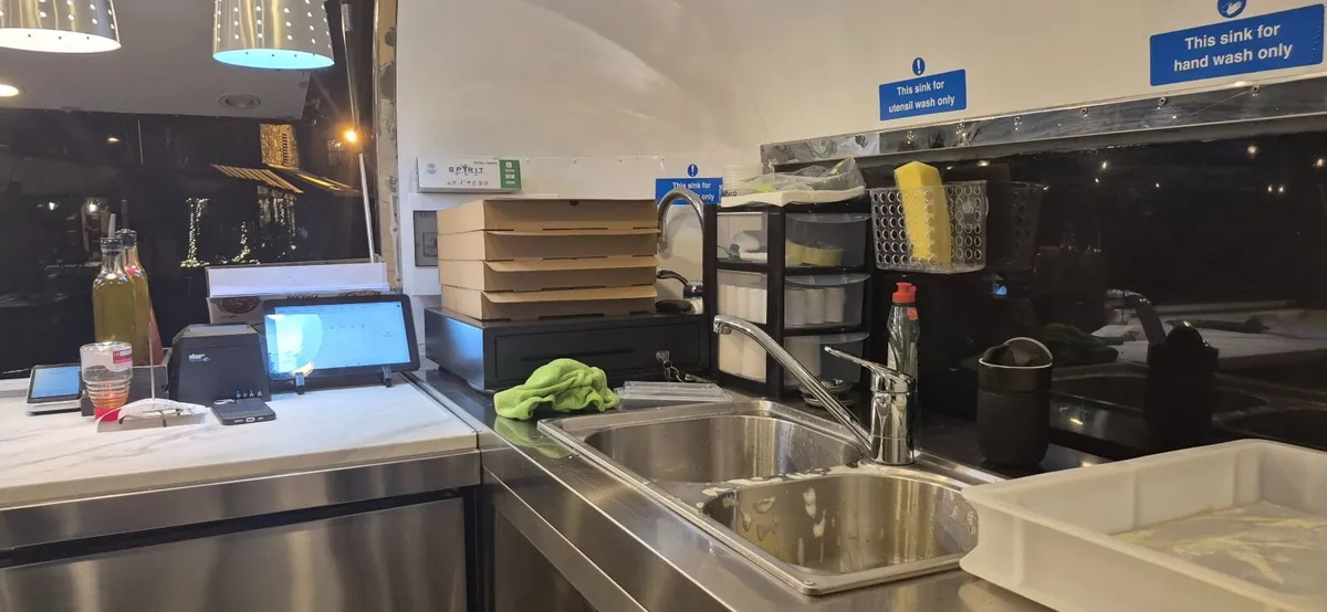 Food truck - Image 2