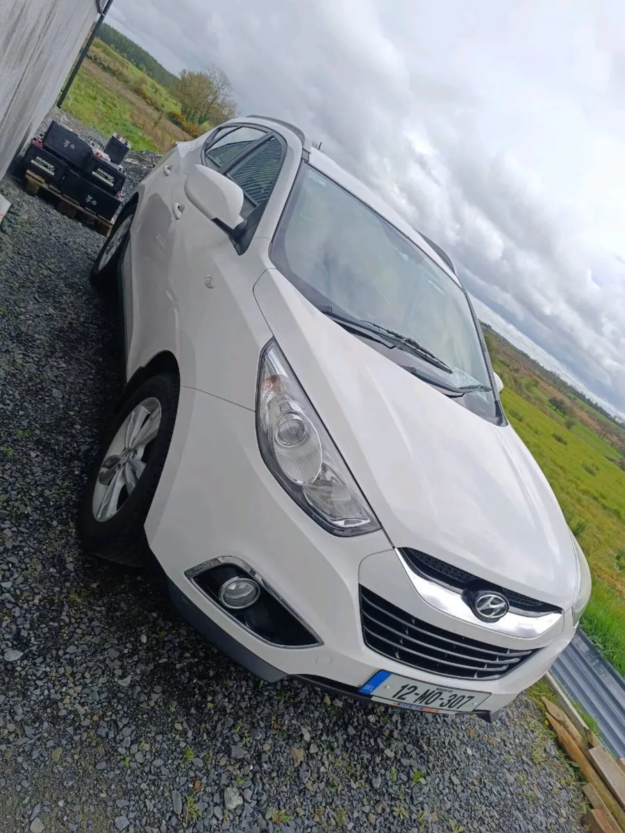 Hyundai ix35 - Image 2