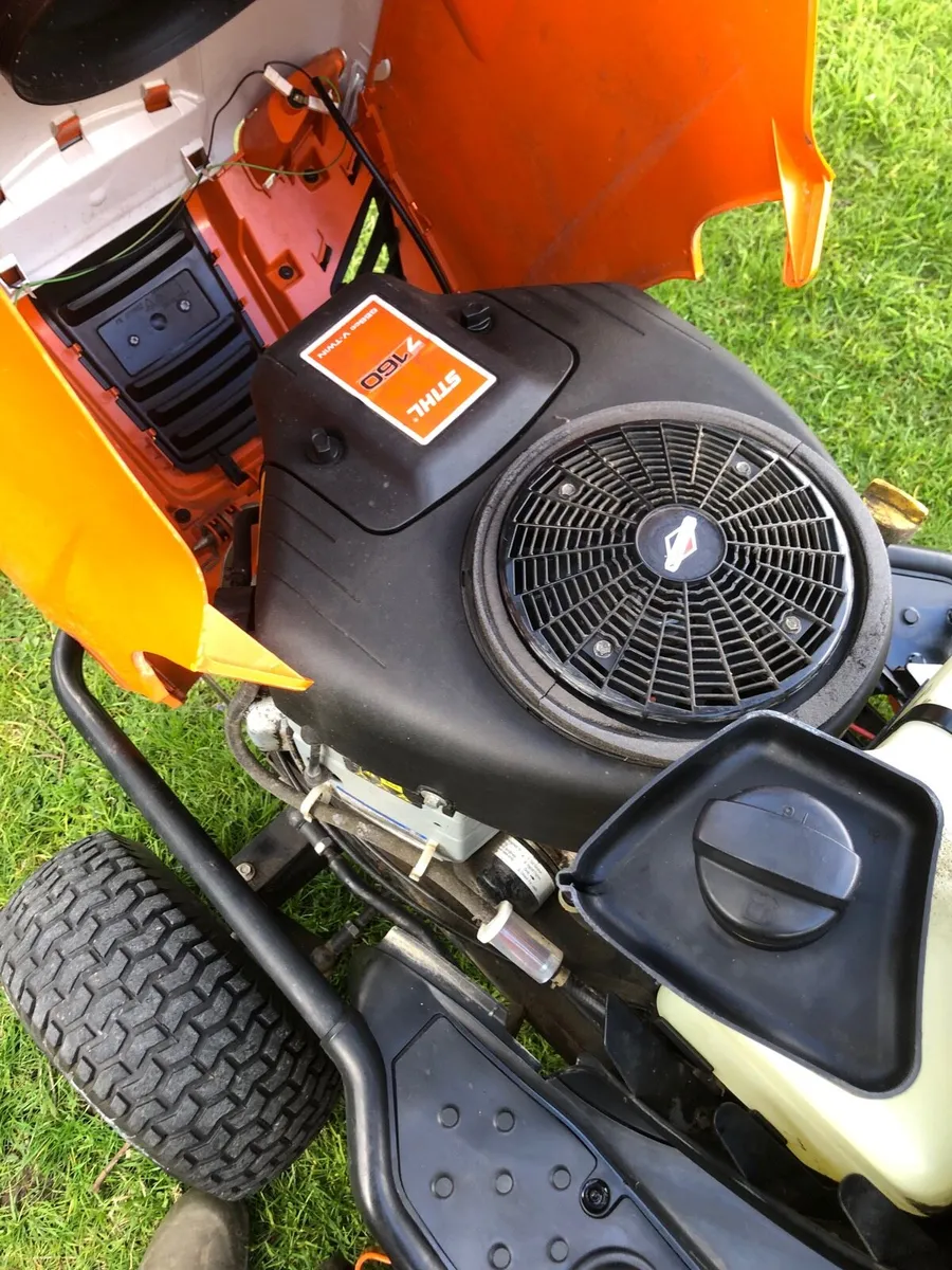 Stihl RT5112z ride on mower - Image 3