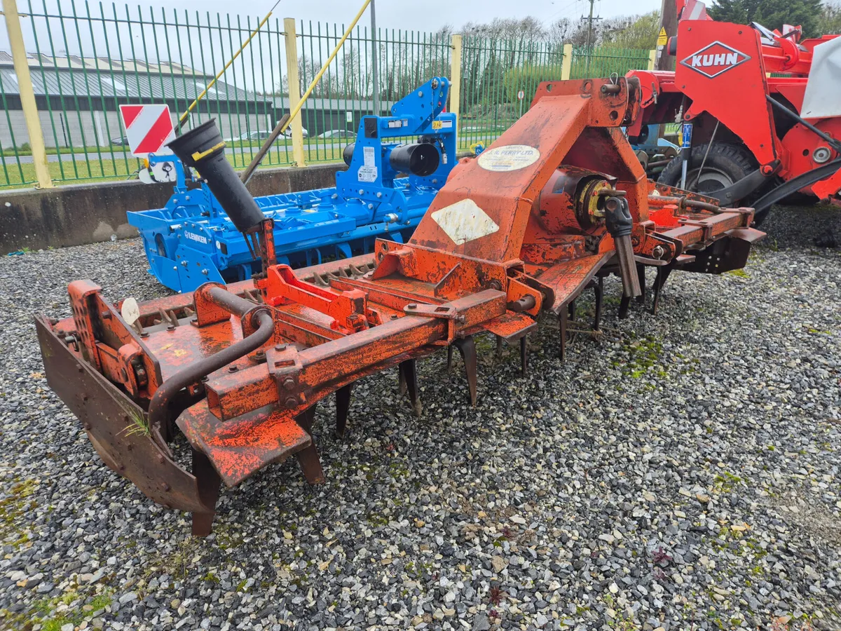Kuhn HR 3002 - Image 1