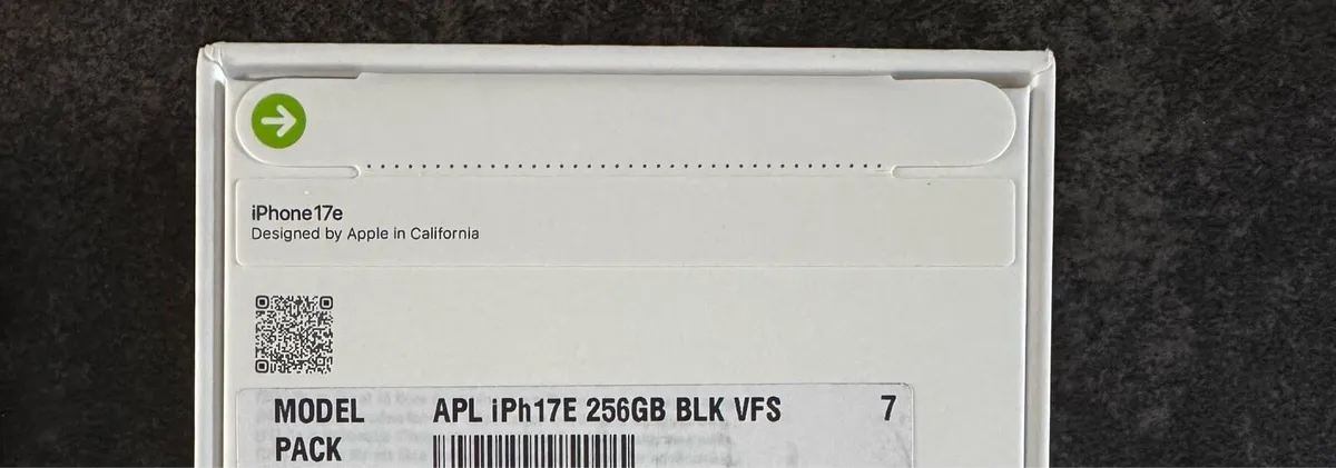 iPhone 17e 256GB Black - NEW - Image 3