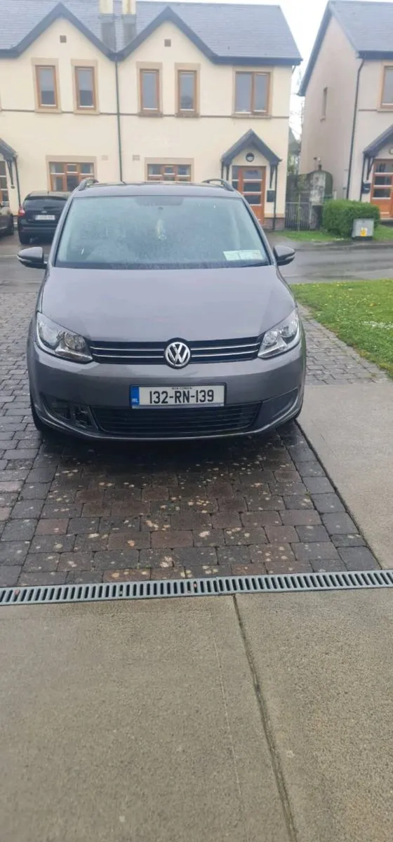 Volkswagen touran - Image 2