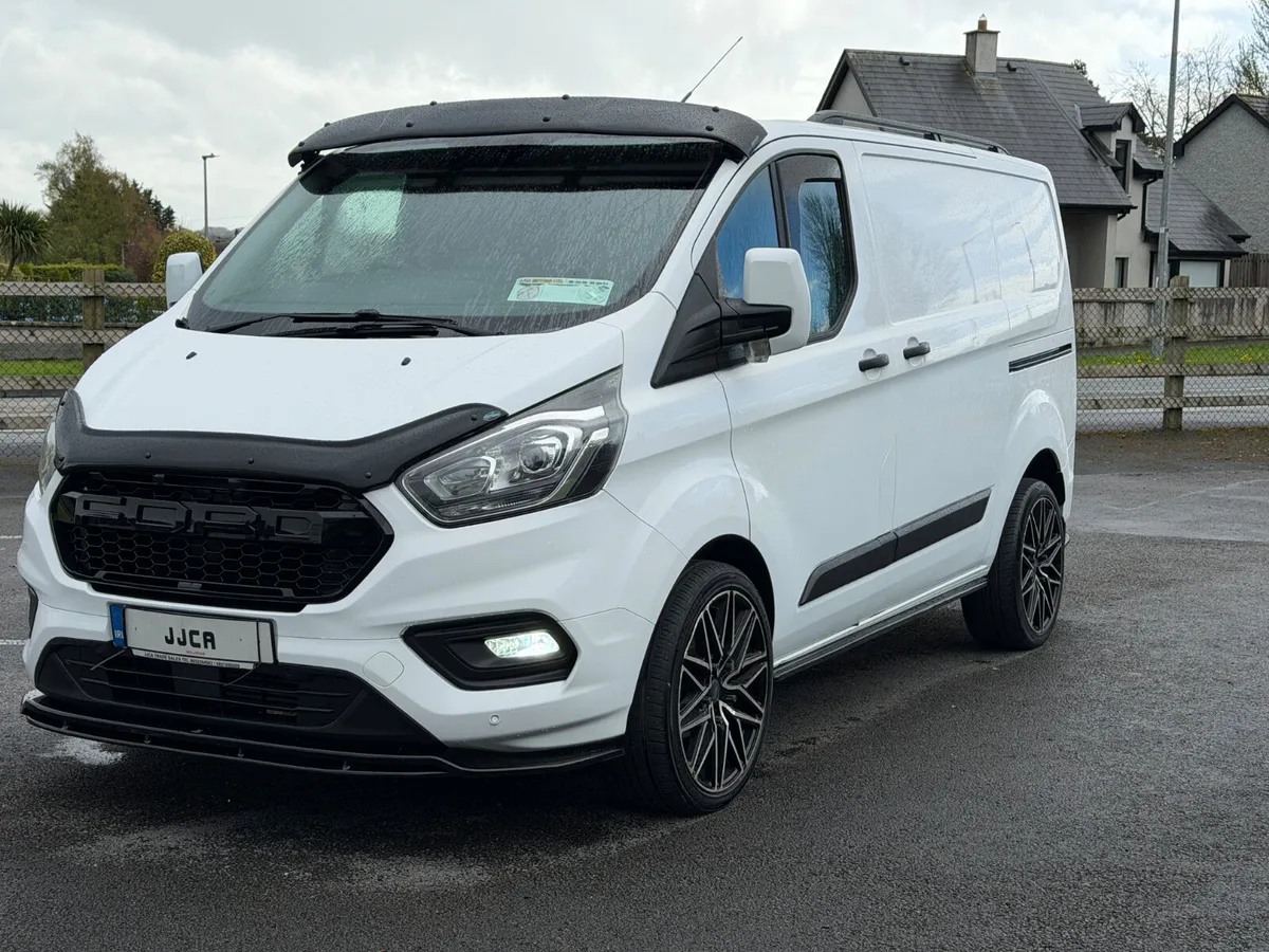 ABSOLUTELY IMMACULATE AND STUNNING 2021 CUSTOM - Image 1