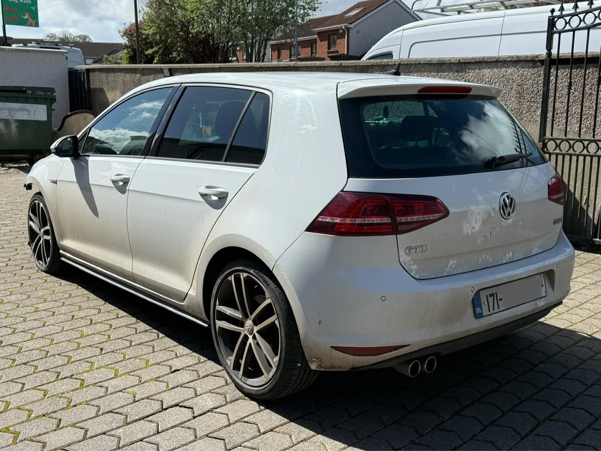 Volkswagen Golf GTD - Image 4