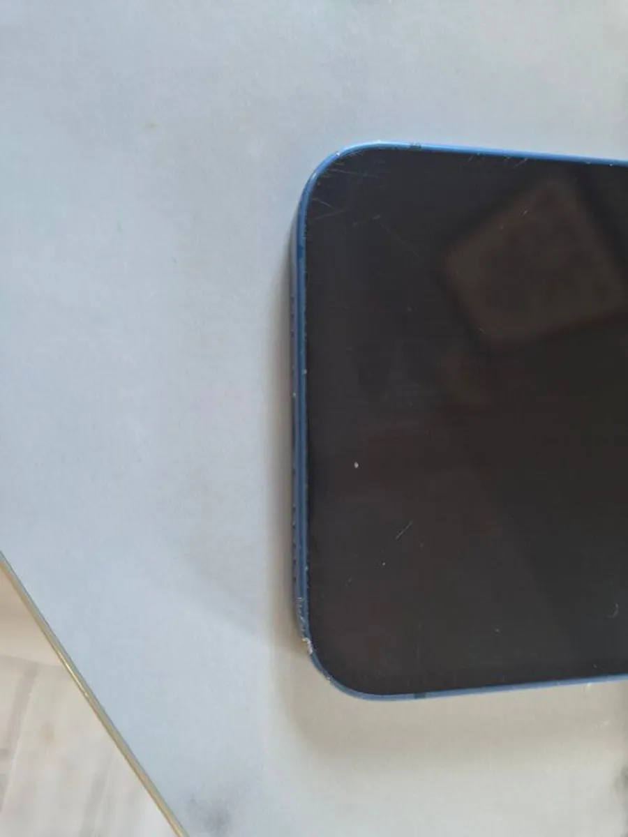 iPhone 13 128GB Blue - Image 4