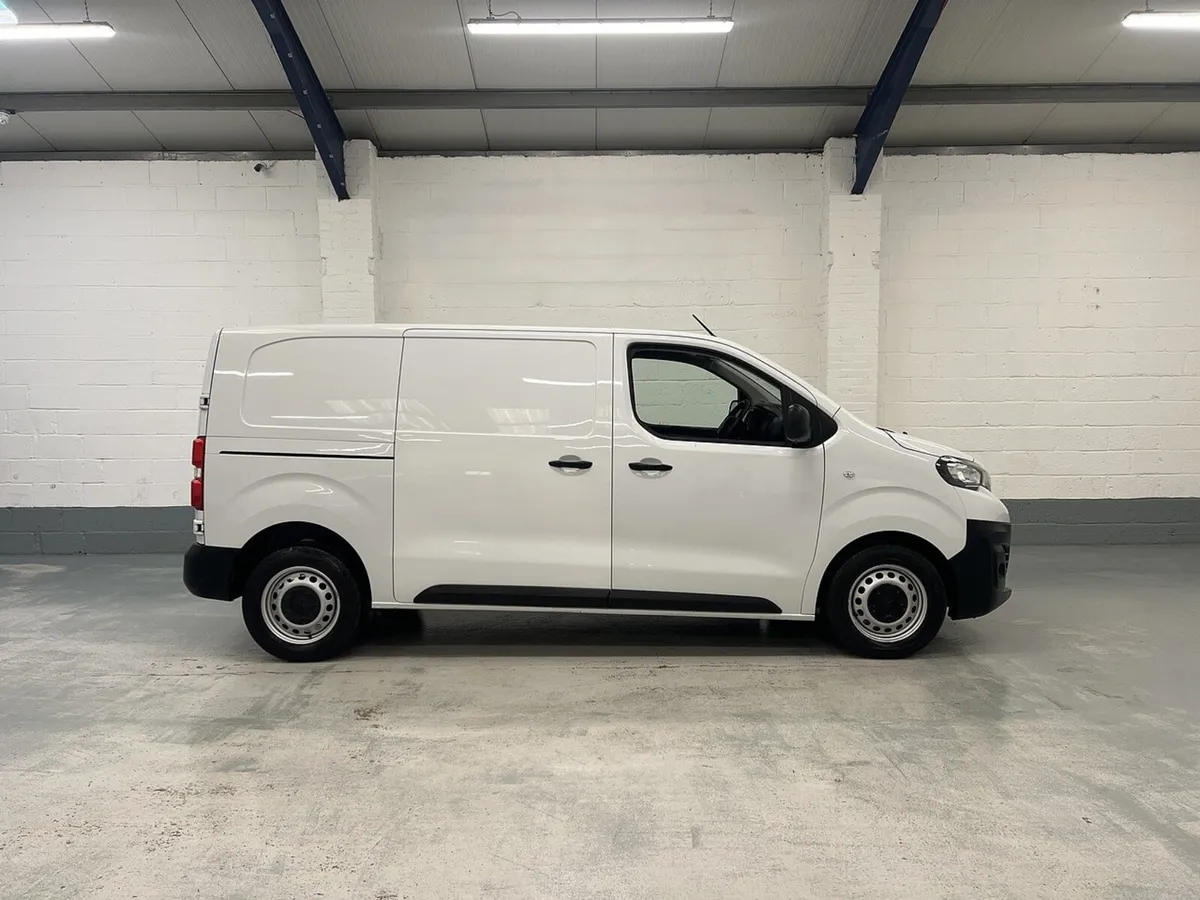 2023 Peugeot Expert Panel Van - Image 1