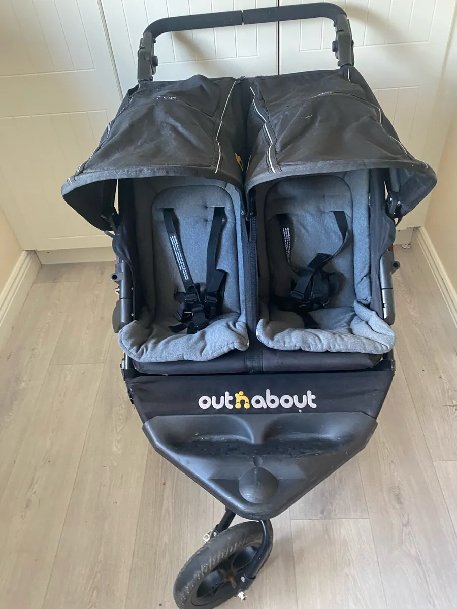 Out n About Double V4+Double Rain Cover - Image 1