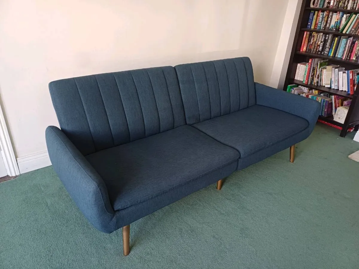 3 seater sofabed - Image 1