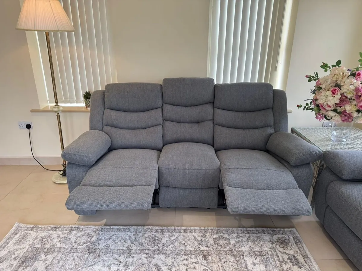 3 seater sofa - Image 1