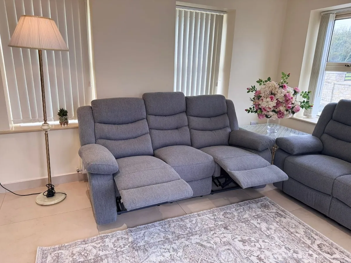 3 seater sofa - Image 2