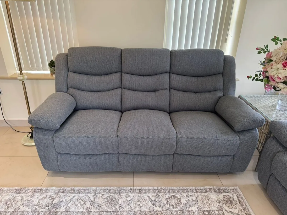 3 seater sofa - Image 3