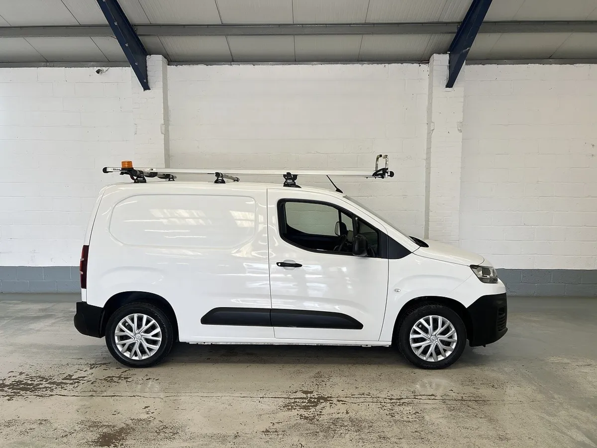 2020 Citroen Berlingo Small Panel Van - Image 1