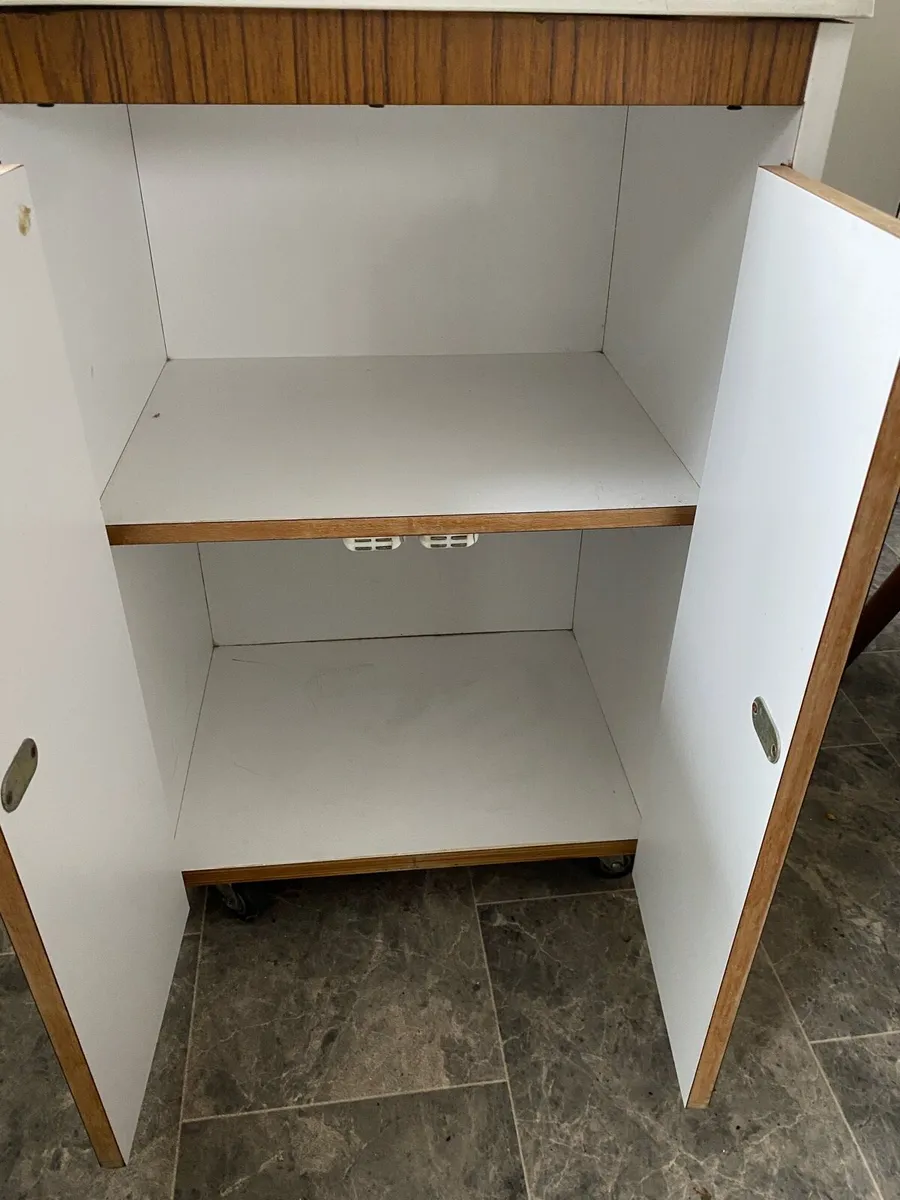 Free furniture - Image 3