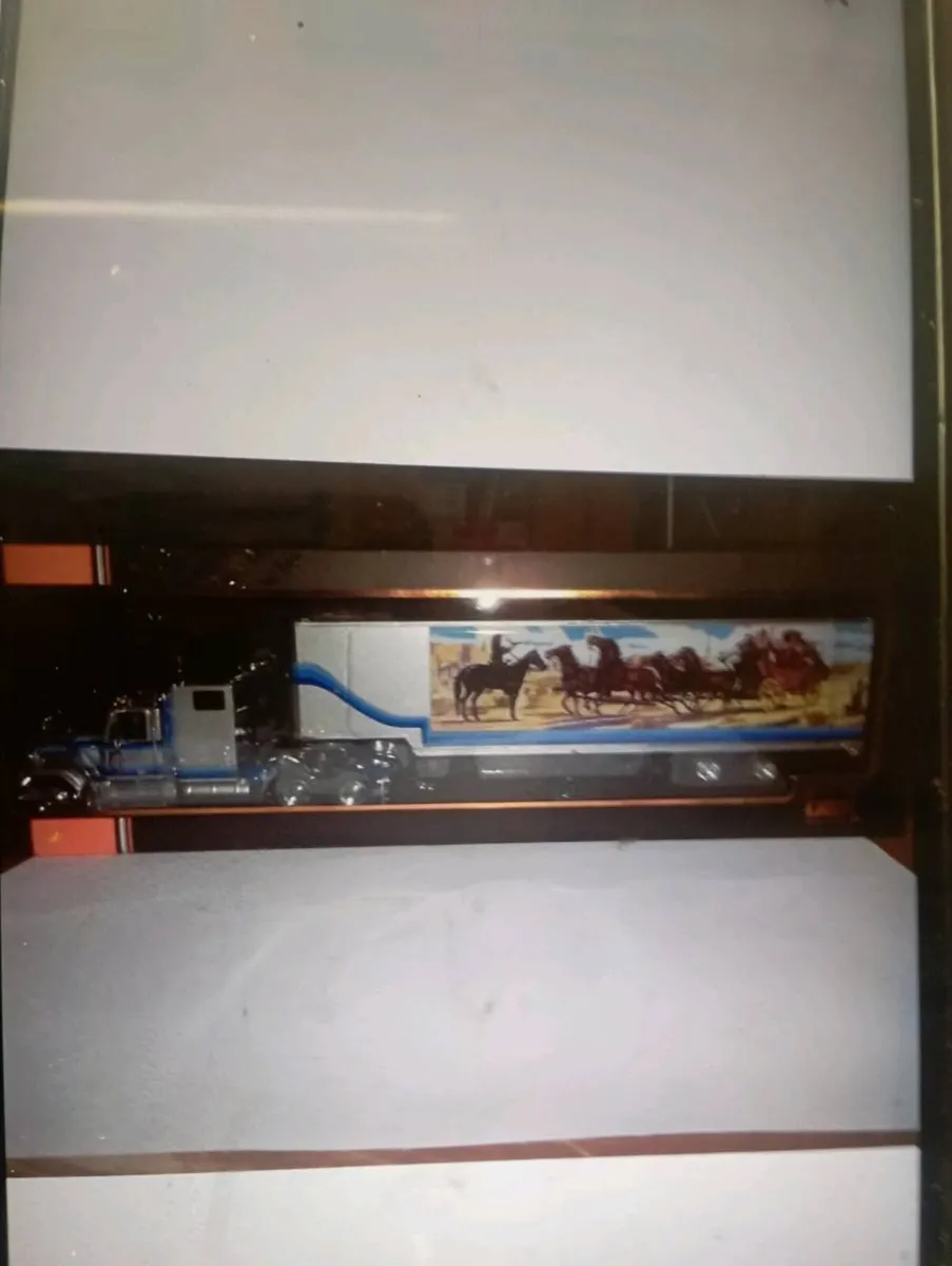 IXO SMOKEY AND THE BANDIT 2 - GMC -1-43 SCALE  NEW - Image 1