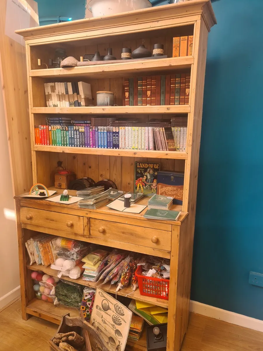 Traditional Irish Kitchen Dresser - Image 3