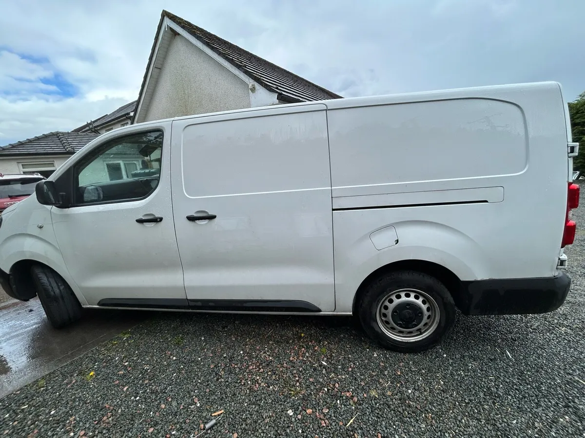 Vauxhall vivaro - Image 3