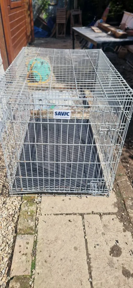 Savic 2 door dog crate - Image 1