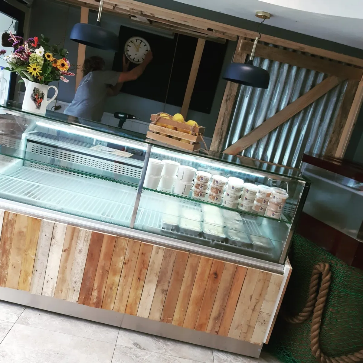 Fridge Display Unit - Image 4