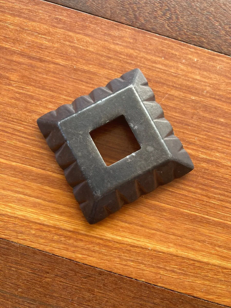 wrought iron baluster collars x48 - Image 3